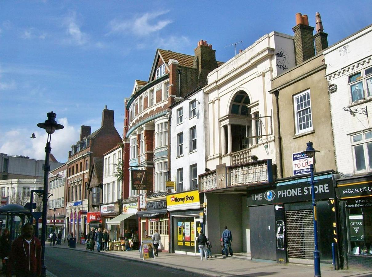 Linx View 4 Bedroom House * Gravesend